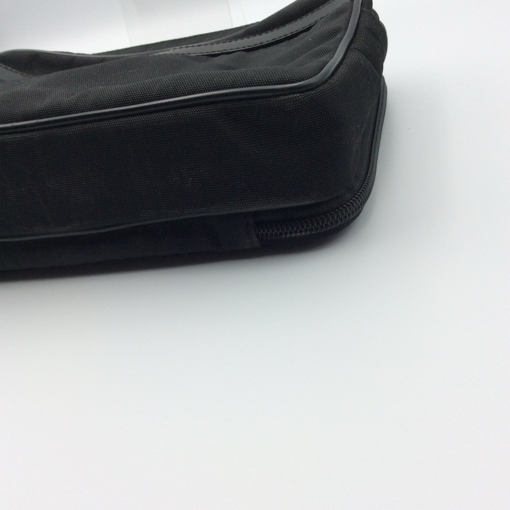 Gucci Black travel/toiletry case canvas with leather trim - Picture 7 of 9